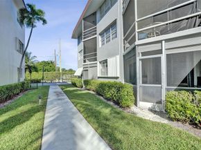 400 SE 10th St 117, Deerfield Beach FL 33441