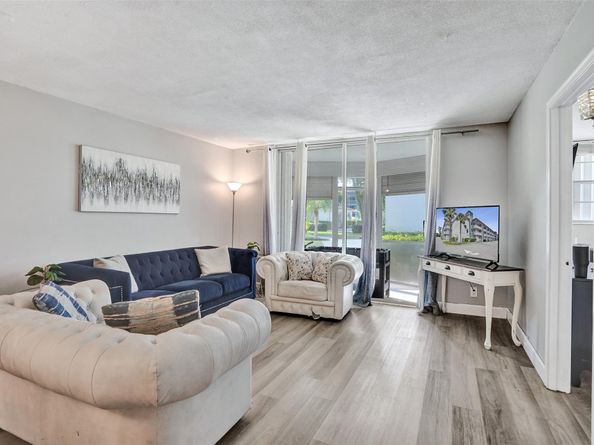 400 SE 10th St 117, Deerfield Beach FL 33441