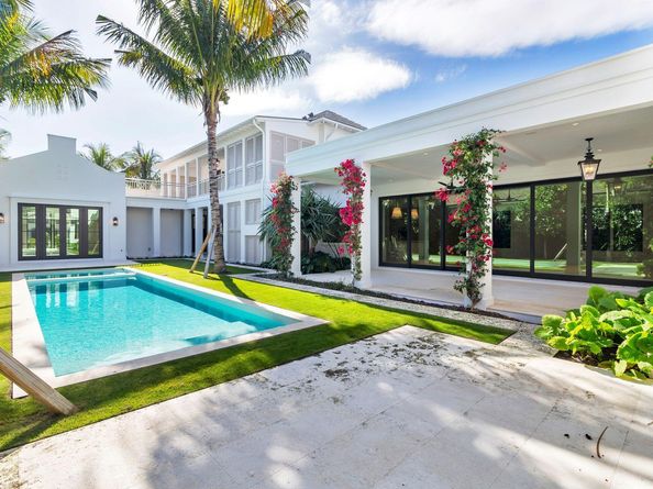 215 Summa Street, West Palm Beach FL 33405