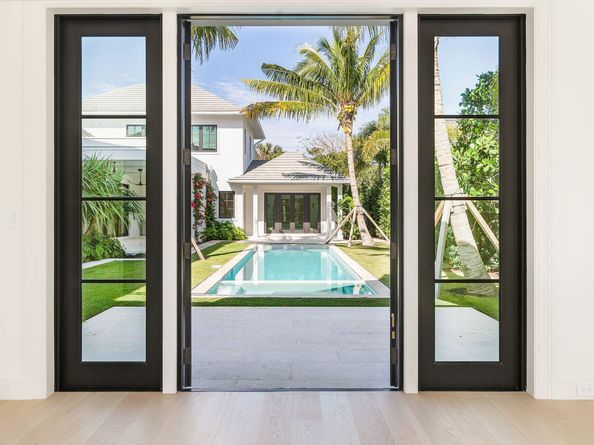 215 Summa Street, West Palm Beach FL 33405