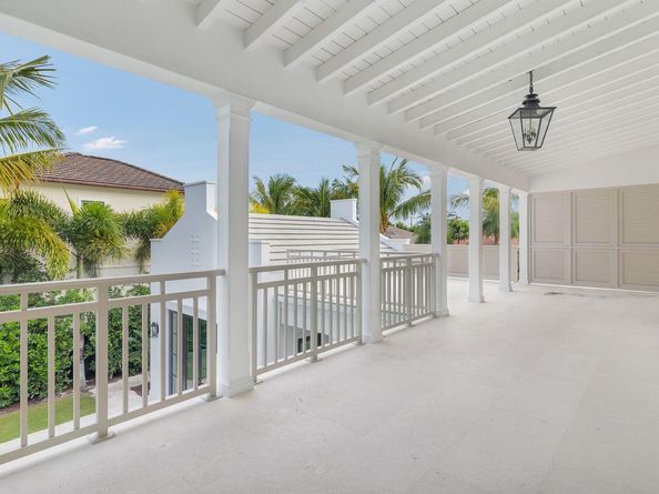 215 Summa Street, West Palm Beach FL 33405