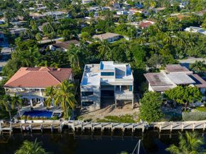 2729 NE 23rd Ct, Pompano Beach FL 33062