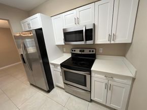 10089 Penzance Lane, Royal Palm Beach FL 33411