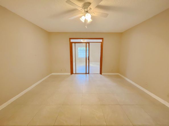 10089 Penzance Lane, Royal Palm Beach FL 33411