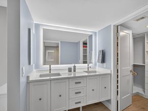 1030 Us Highway 1 105, North Palm Beach FL 33408