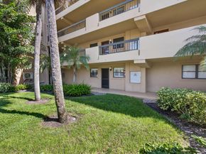 1030 Us Highway 1 105, North Palm Beach FL 33408