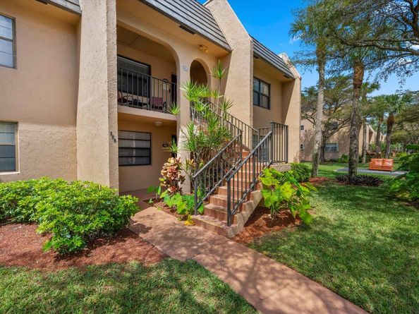 145 Lake Nancy Lane 232, West Palm Beach FL 33411