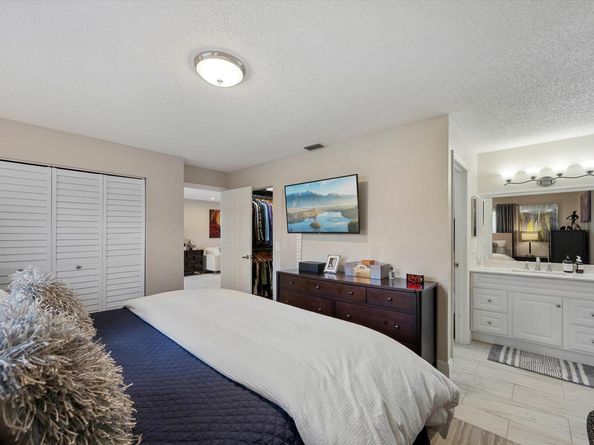 145 Lake Nancy Lane 232, West Palm Beach FL 33411
