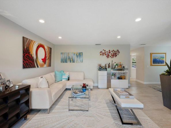 145 Lake Nancy Lane 232, West Palm Beach FL 33411