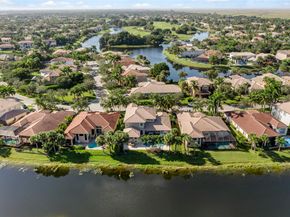 12425 NW 76th St, Parkland FL 33076