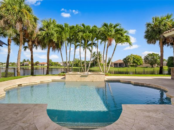 12425 NW 76th St, Parkland FL 33076