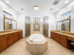 12425 NW 76th St, Parkland FL 33076