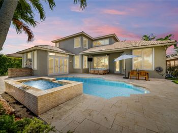 12425 NW 76th St