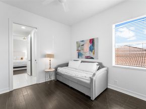 12425 NW 76th St, Parkland FL 33076