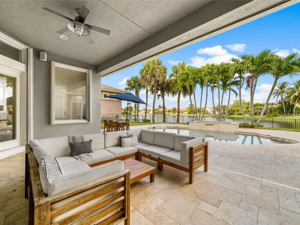 12425 NW 76th St, Parkland FL 33076