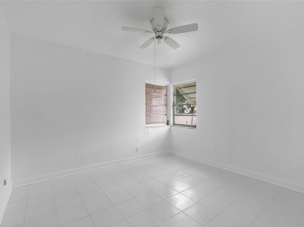2820 Fletcher St, Hollywood FL 33020