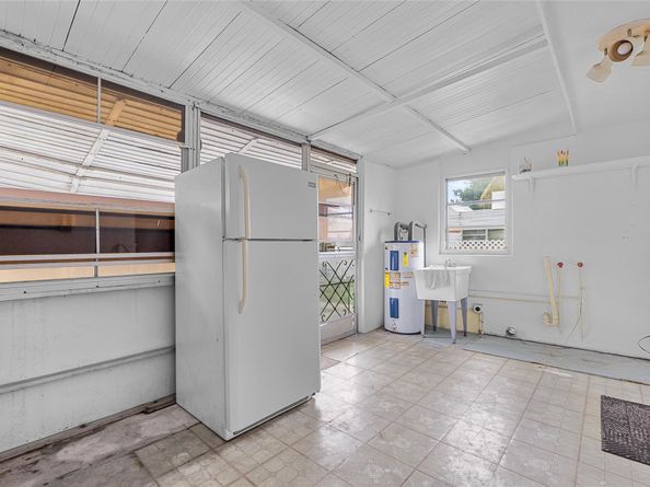 2820 Fletcher St, Hollywood FL 33020