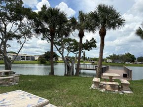 213 Chatham K, West Palm Beach FL 33417