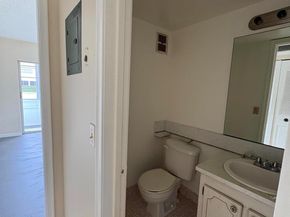 213 Chatham K, West Palm Beach FL 33417