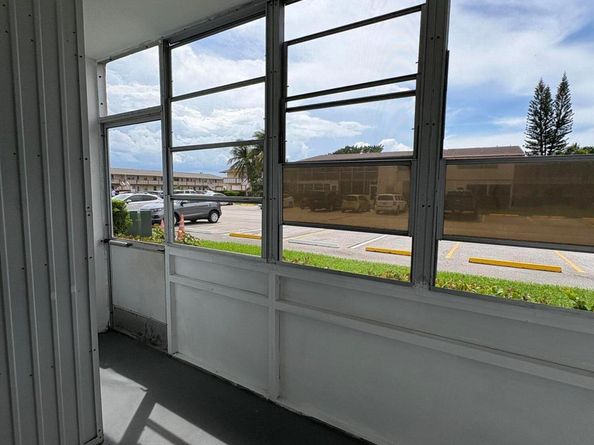 213 Chatham K, West Palm Beach FL 33417