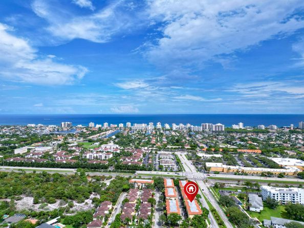 52 Via Floresta Drive, Boca Raton FL 33487