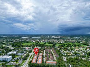52 Via Floresta Drive, Boca Raton FL 33487