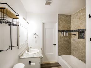 527 S 13th Ct, Lantana FL 33462