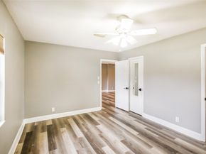 527 S 13th Ct, Lantana FL 33462