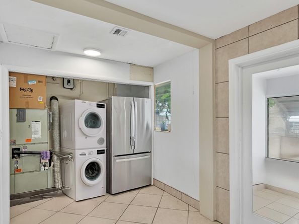 726 N A St, Lake Worth Beach FL 33460