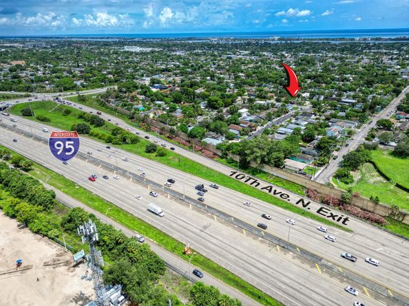 726 N A St, Lake Worth Beach FL 33460