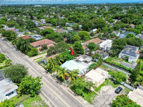 726 N A St, Lake Worth Beach FL 33460