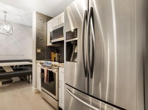 533 NE 3rd Ave 229, Fort Lauderdale FL 33301