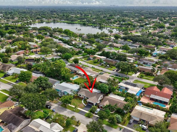 5830 SW 120th Ave, Cooper City FL 33330