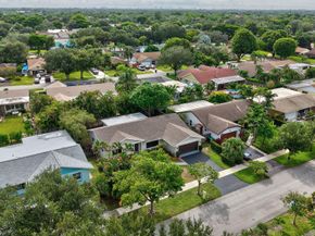 5830 SW 120th Ave, Cooper City FL 33330
