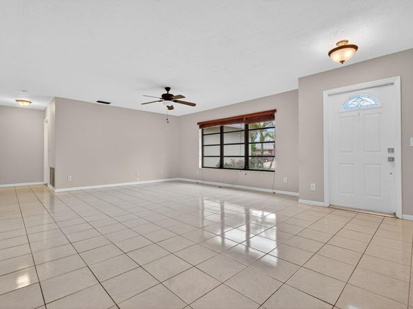 5830 SW 120th Ave, Cooper City FL 33330