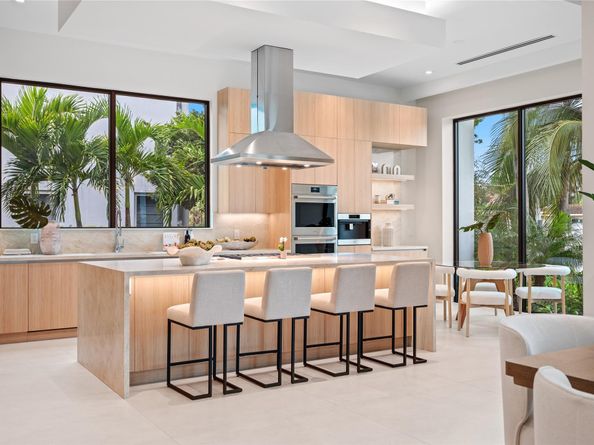 2405 Castilla Isle, Fort Lauderdale FL 33301
