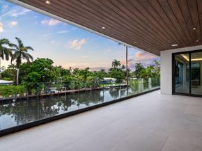 2405 Castilla Isle, Fort Lauderdale FL 33301