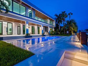 2405 Castilla Isle, Fort Lauderdale FL 33301
