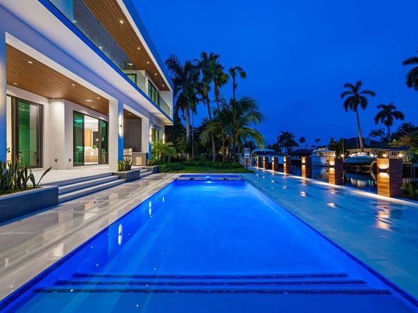 2405 Castilla Isle, Fort Lauderdale FL 33301