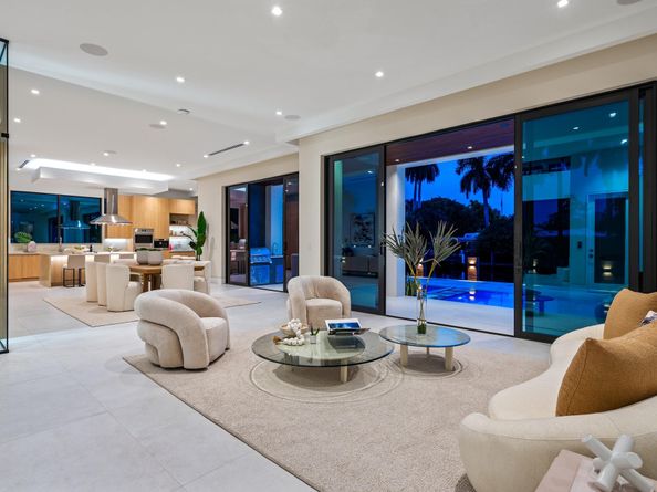 2405 Castilla Isle, Fort Lauderdale FL 33301