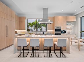 2405 Castilla Isle, Fort Lauderdale FL 33301