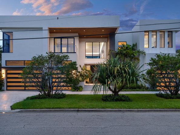 2405 Castilla Isle, Fort Lauderdale FL 33301