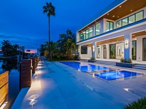 2405 Castilla Isle, Fort Lauderdale FL 33301