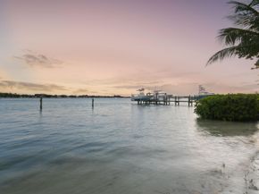 114 W Riverside Drive, Jupiter FL 33469