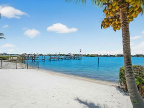114 W Riverside Drive, Jupiter FL 33469