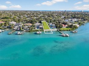 114 W Riverside Drive, Jupiter FL 33469