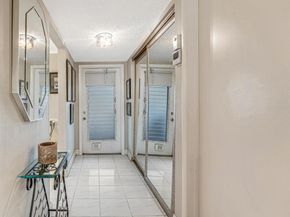 33 Abbey Lane 103, Delray Beach FL 33446