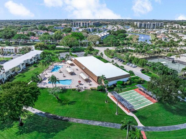 33 Abbey Lane 103, Delray Beach FL 33446