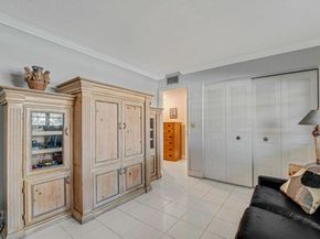 33 Abbey Lane 103, Delray Beach FL 33446