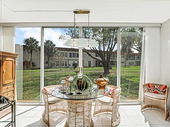 33 Abbey Lane 103, Delray Beach FL 33446